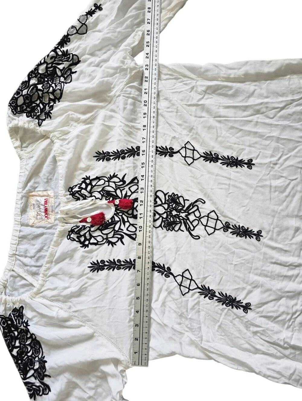 Johnny Was White Embroidered Peasant Top with Black Trim Size L